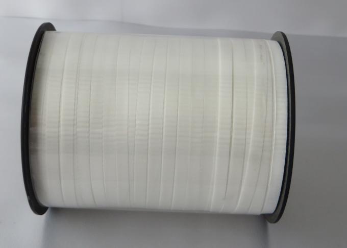 Silver / White Curling PP Ribbon Spool 500 Yards , Durable Poly Christmas Gift Ribbon